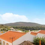 Traditional 3 Bedroom Appartement *