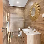 Traditional 3 Bedroom Appartement *