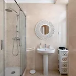 Traditional 3 Bedroom Appartement *